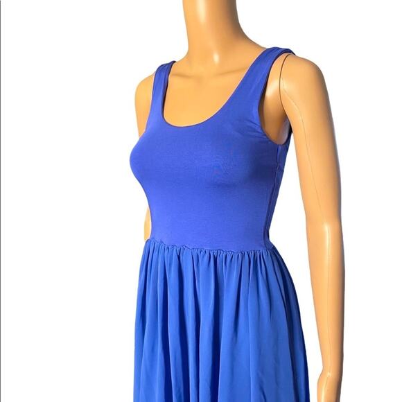 NWT Felicity & Coco Maxi Dress Womens XS Blue Tank Slit Lightweight Flowy - Picture 5 of 5